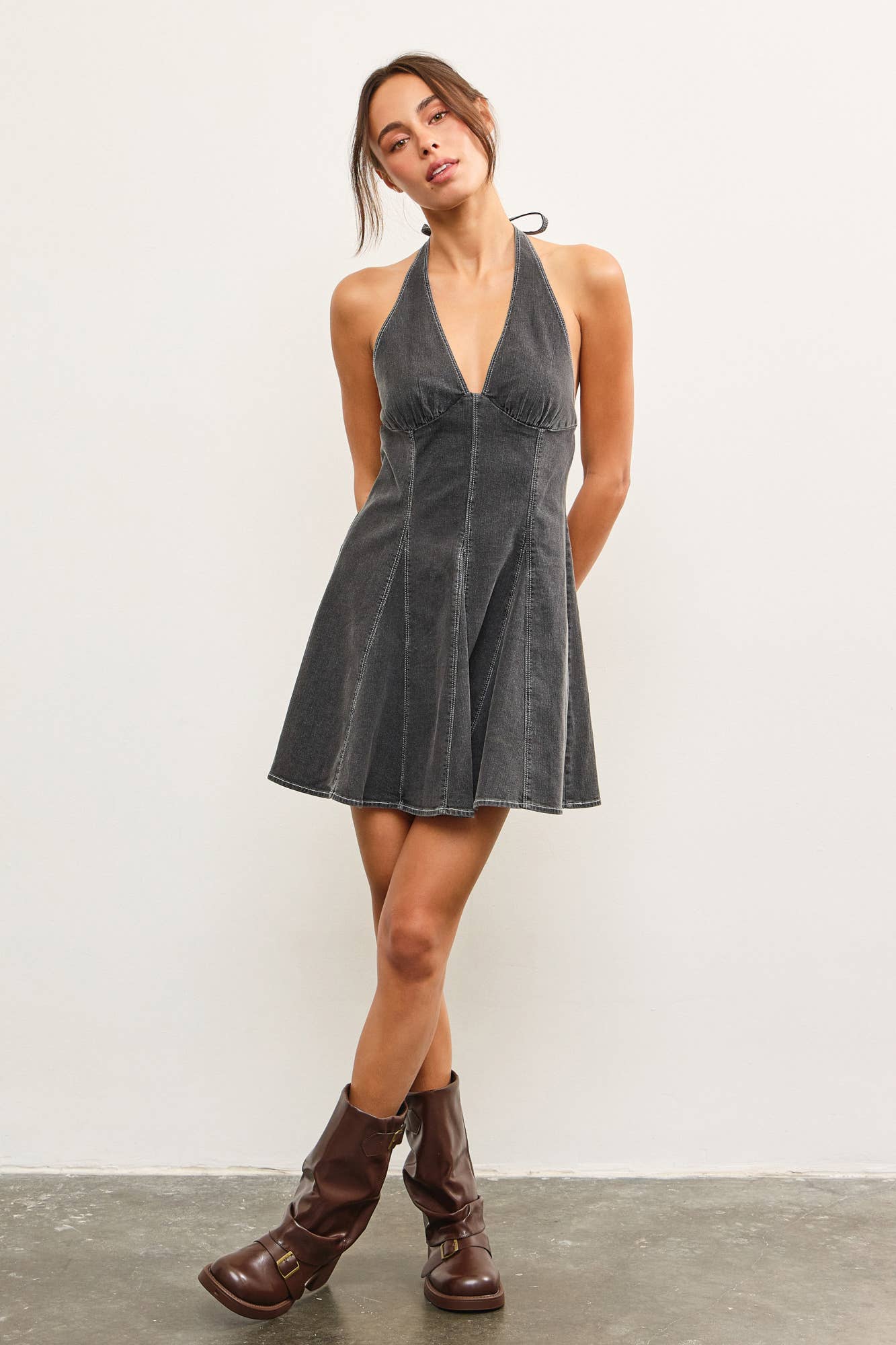 OPEN PLEATS HALTER NECK DENIM DRESS