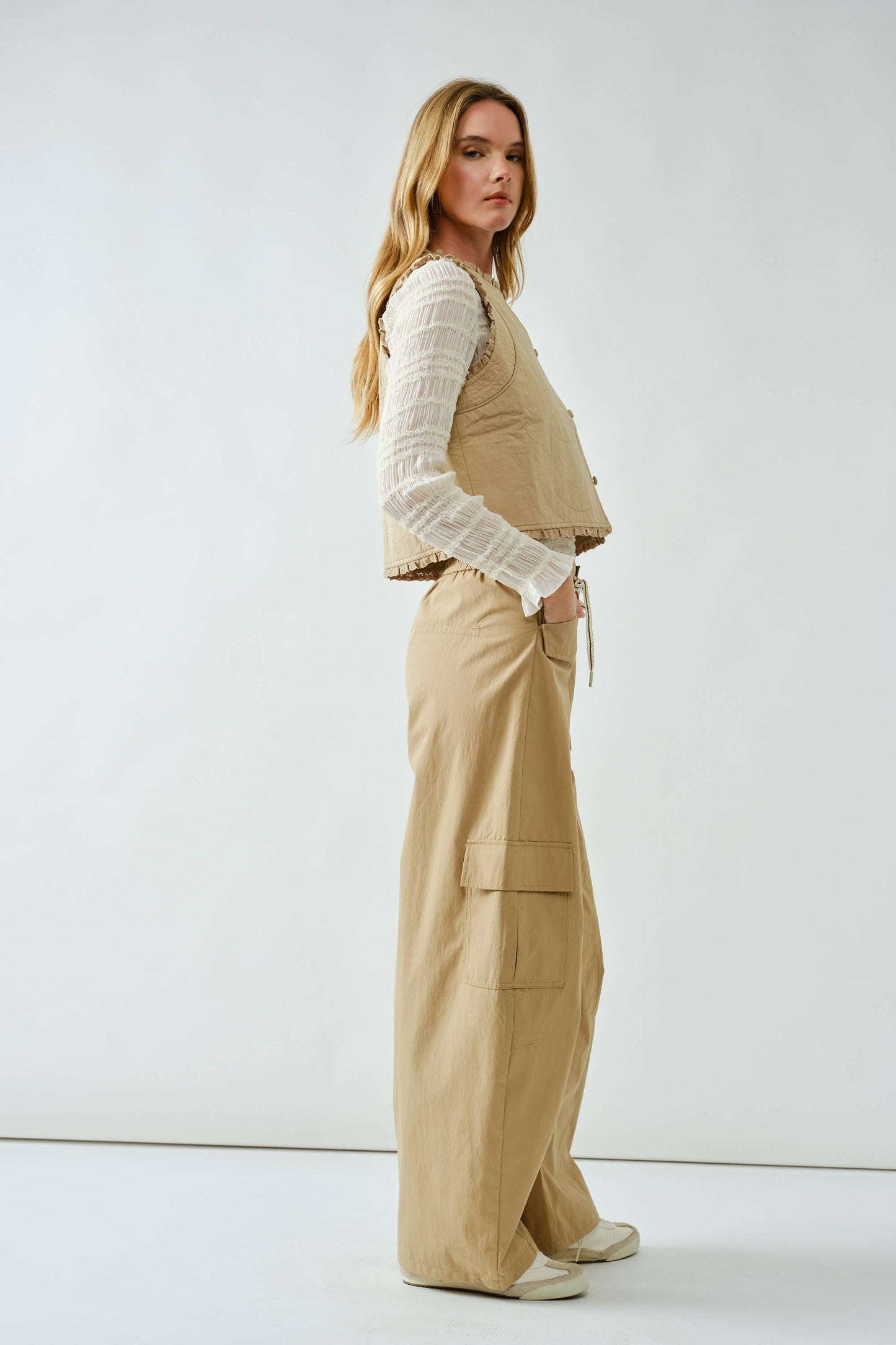CARGO SEMI BARREL PANTS
