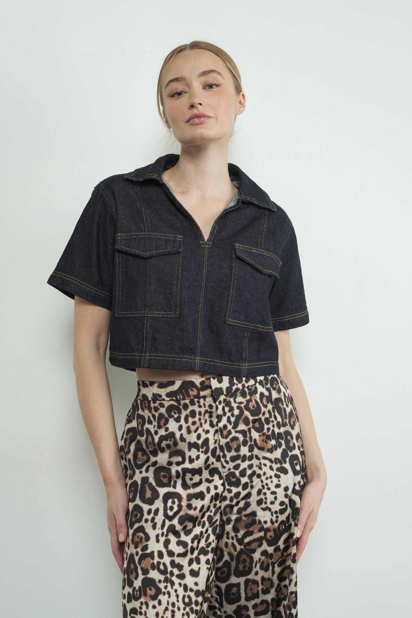 DENIM CROP TOP WITH POCKET