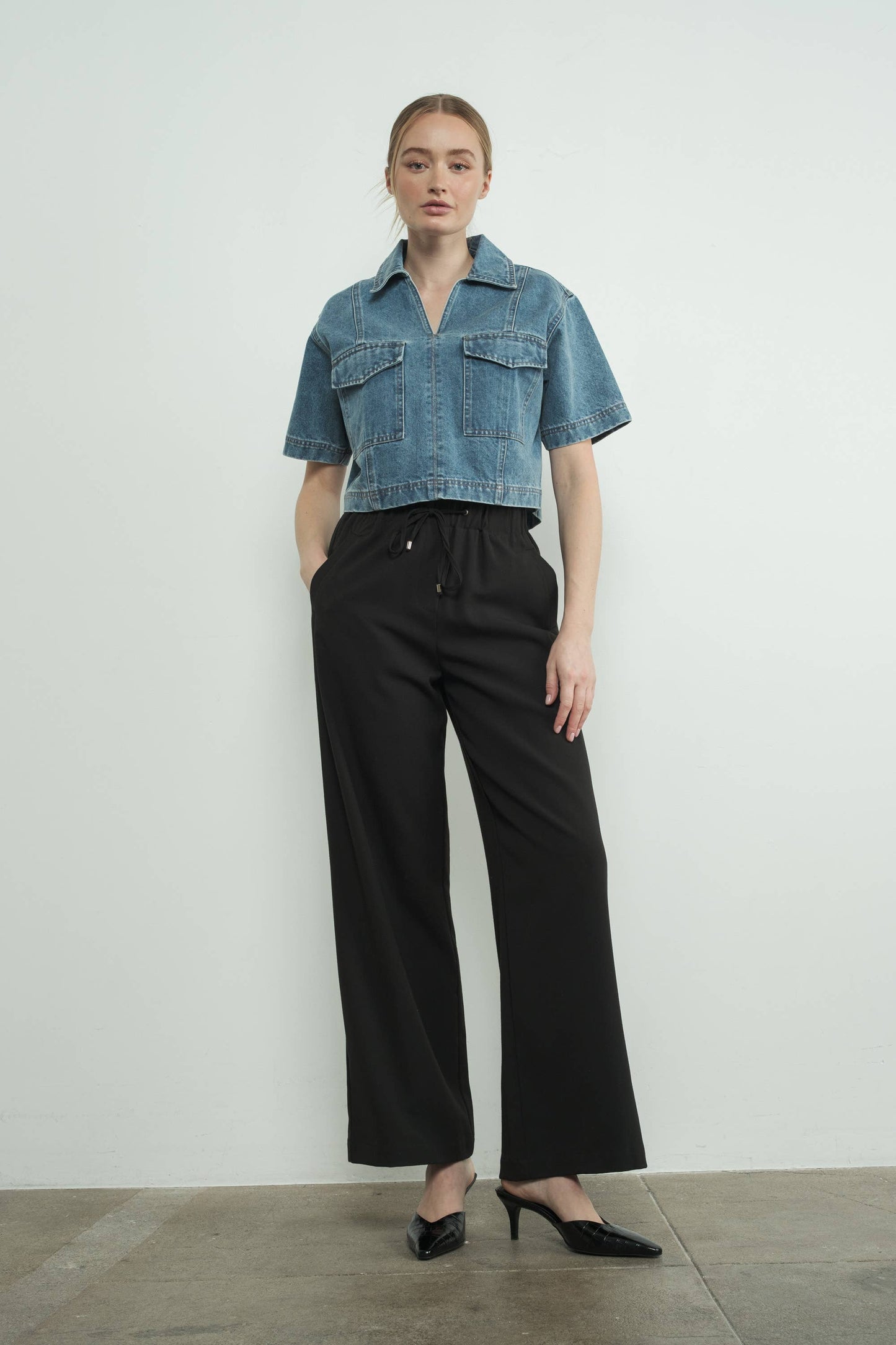DENIM CROP TOP WITH POCKET