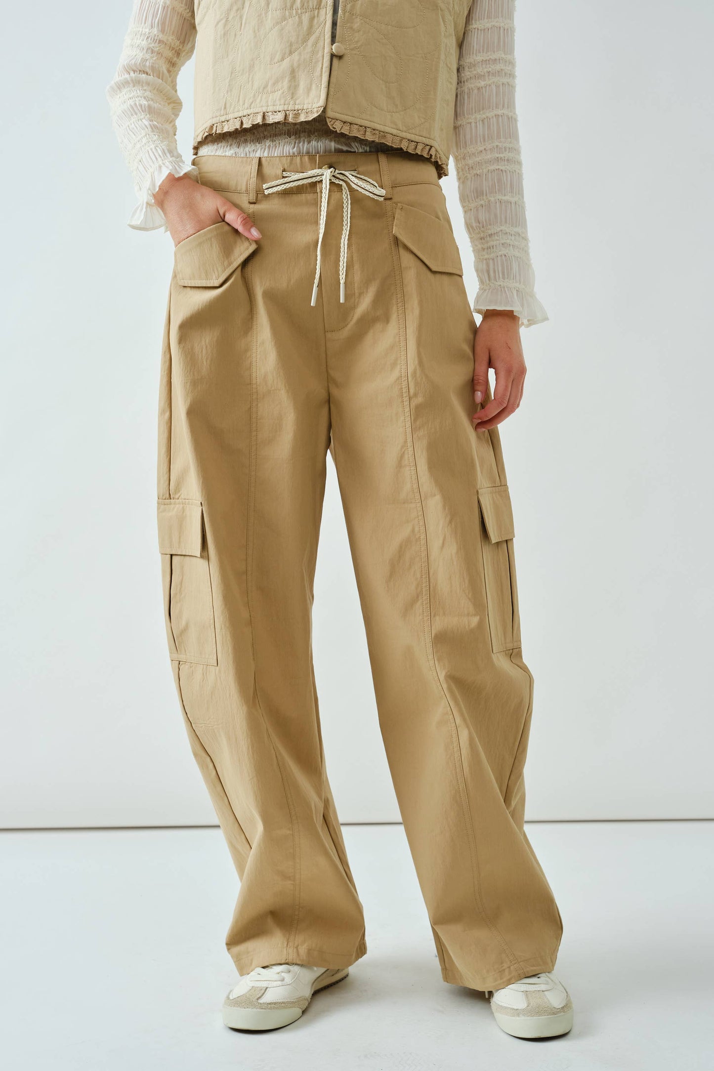 CARGO SEMI BARREL PANTS