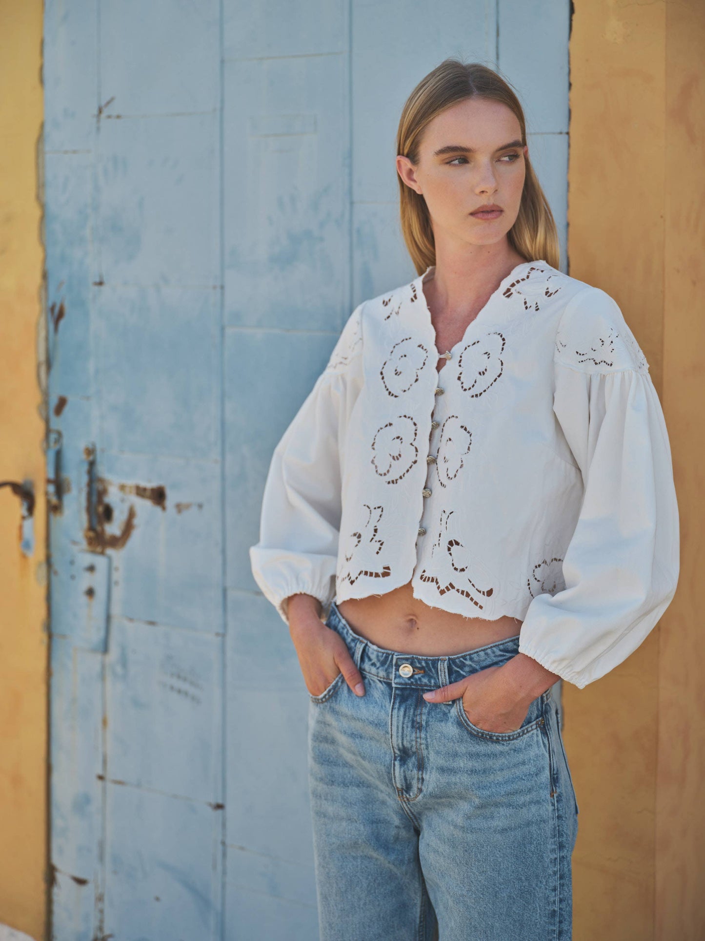 DENIM EMBROIDERY VOLUME SLEEVE BLOUSE TOP