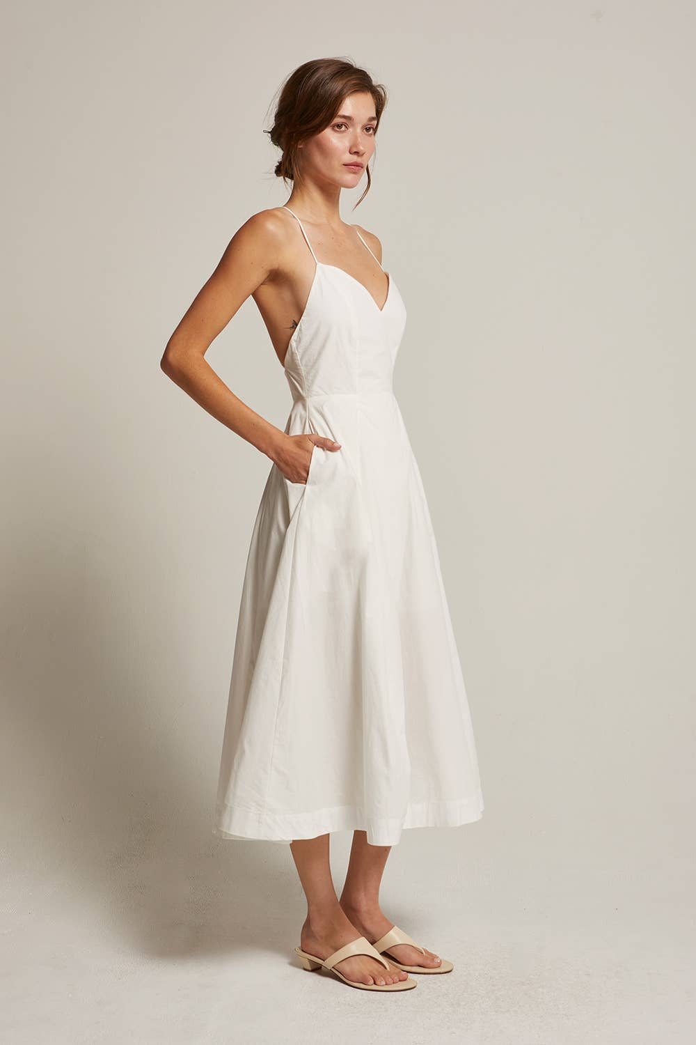 CD9552 - Eunice V-neck Poplin Midi Dress