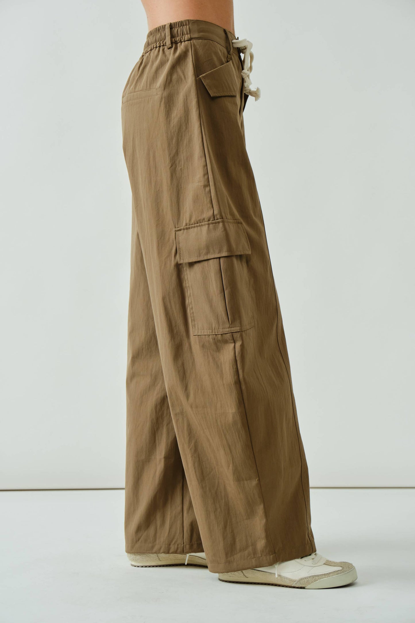 CARGO SEMI BARREL PANTS