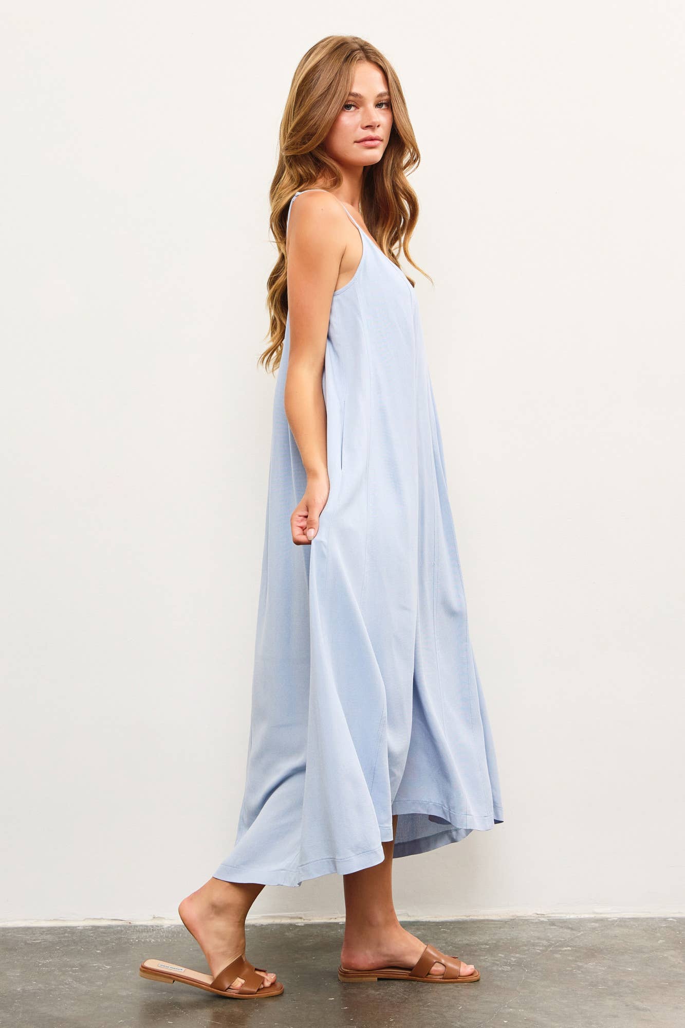 FLOWY CAMI DRESS