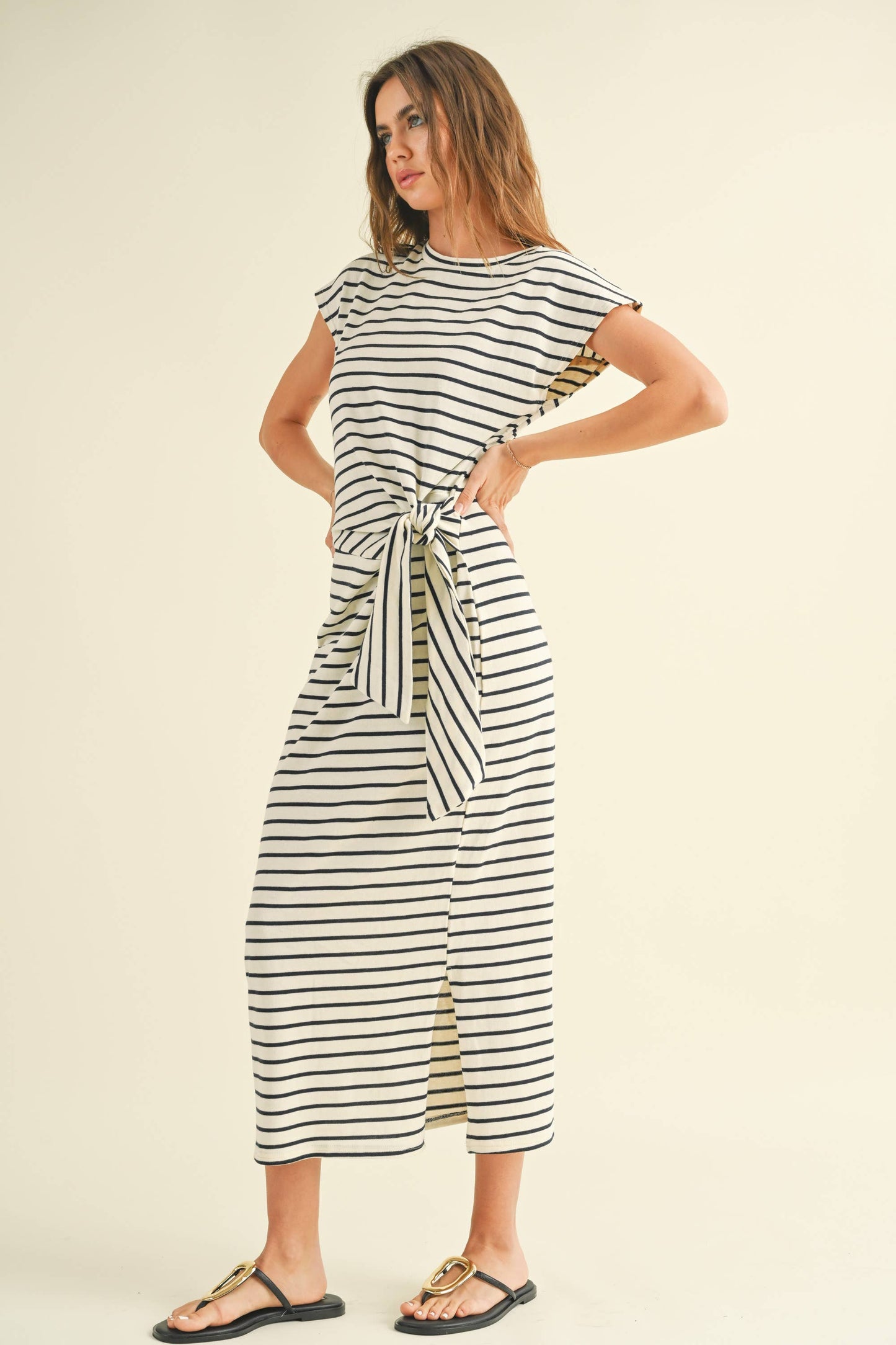 D3620   STRIPE PATTERN KNOT DETAIL DRESS