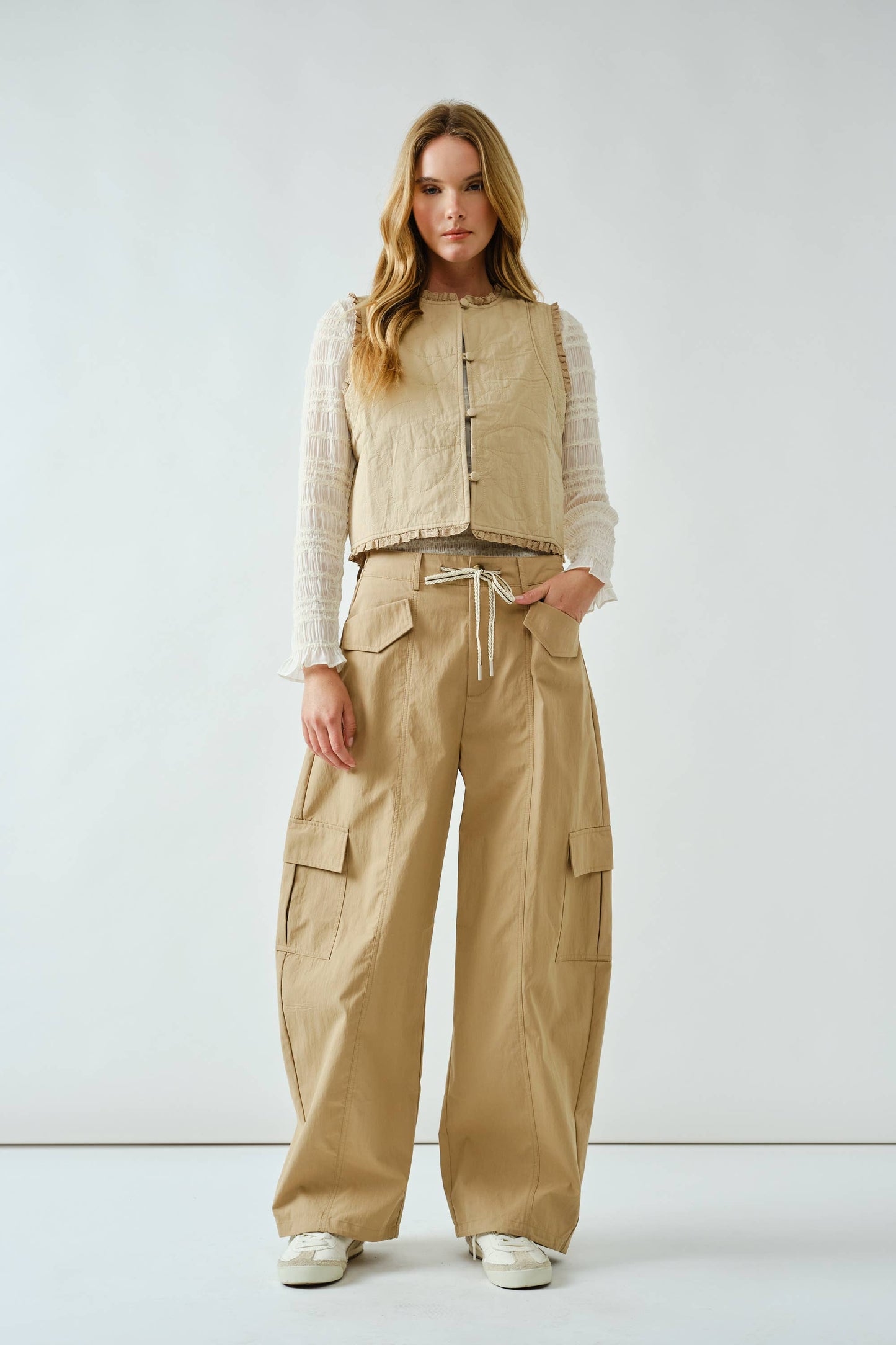 CARGO SEMI BARREL PANTS