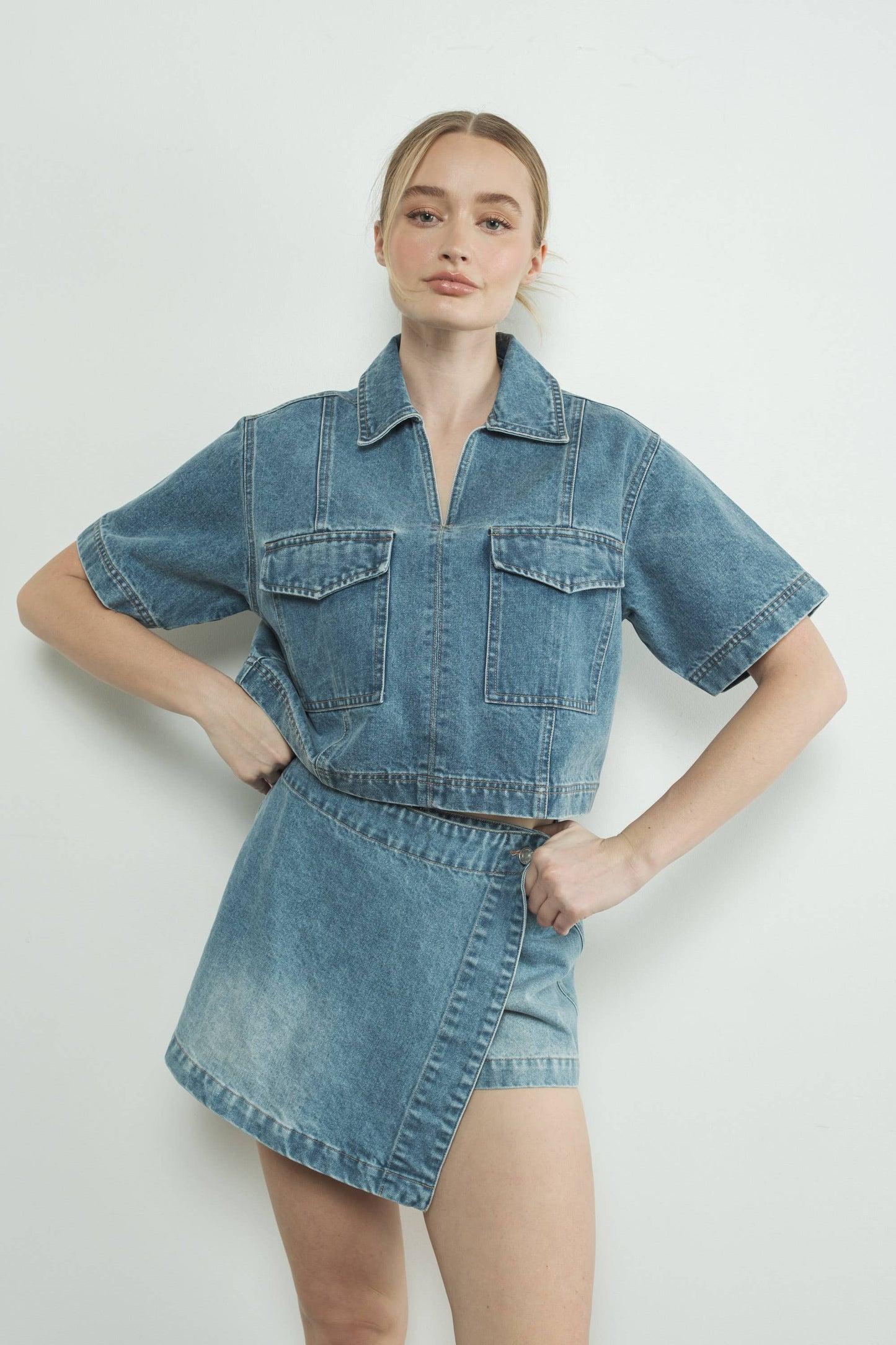 DENIM CROP TOP WITH POCKET