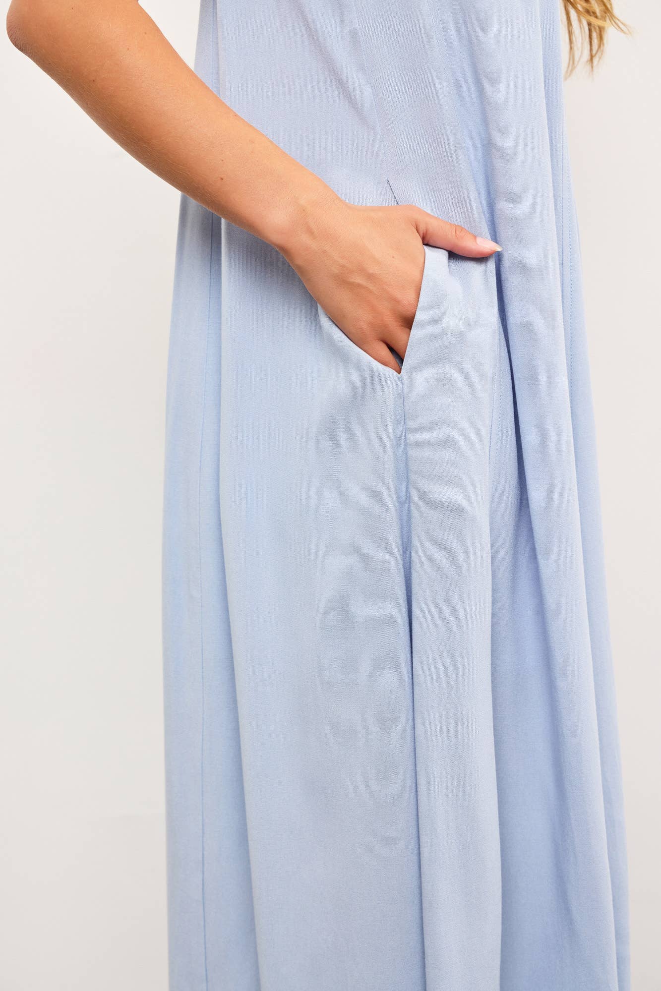 FLOWY CAMI DRESS